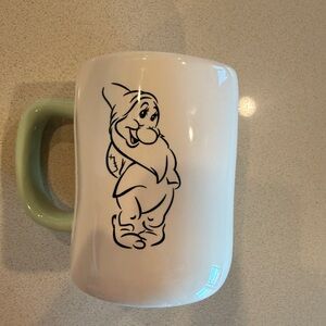 Bashful Snow White Rae Dunn mug